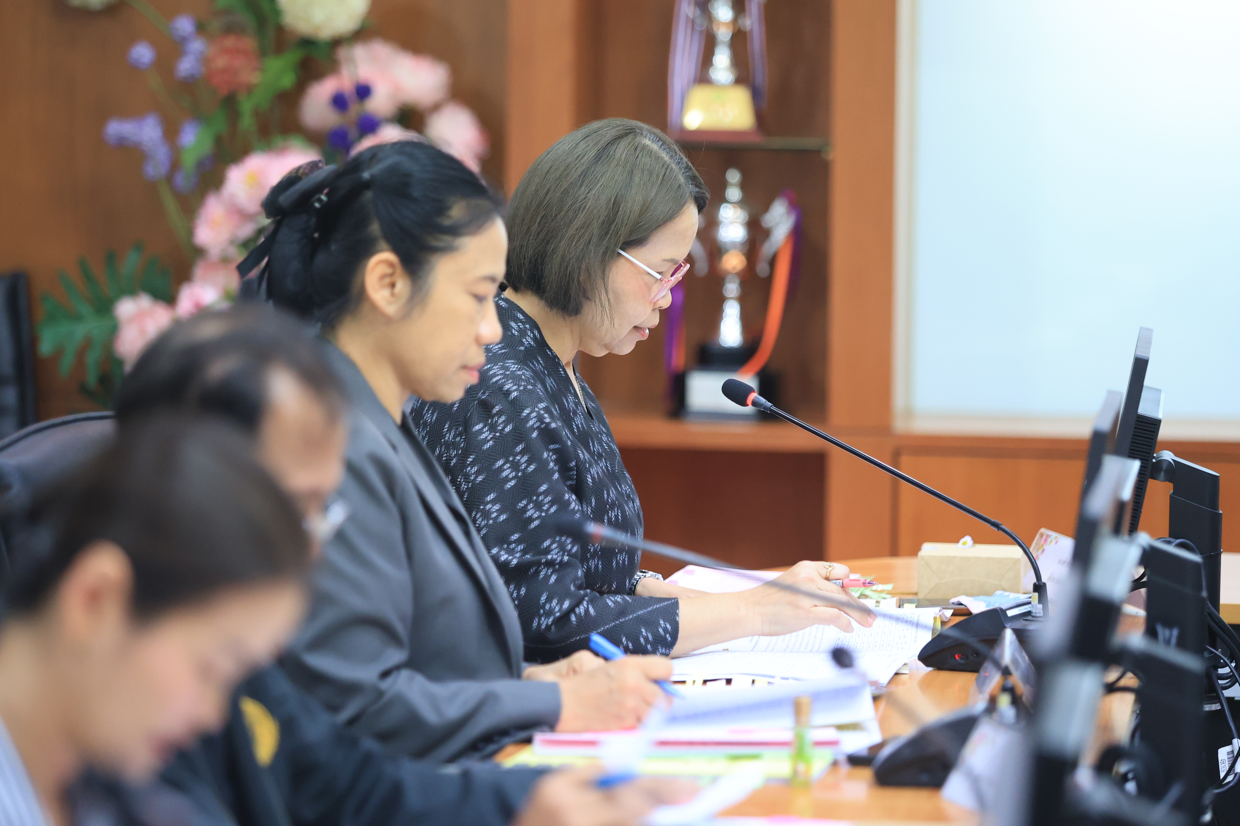 title - ส.ป.ก. ประชุมคณะกรรมการกลั่นกรองผลการประเมินประสิทธิภาพและประสิทธิผลการปฏิบัติงานของลูกจ้างประจำ ส.ป.ก. ส่วนกลาง